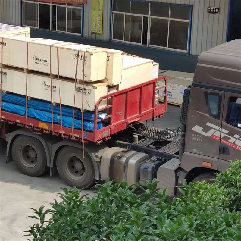 湖北十堰郧县至新疆阿勒泰福海县物流专线，一站式服务，让您的货物畅行无忧